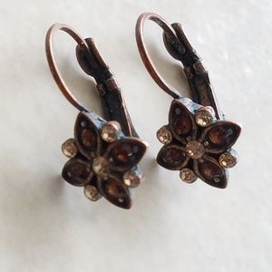 Floral dangle earrings